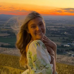 Meet your Posher, Anna